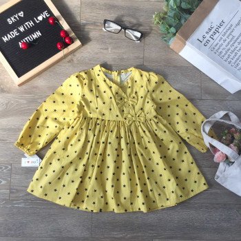 váy thu dài tay hoa cổ vạt chéo